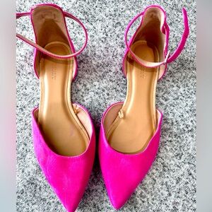 Brand New Old Navy Pink Point Toe Flat